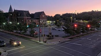 Weather camera view of City of Connersville.